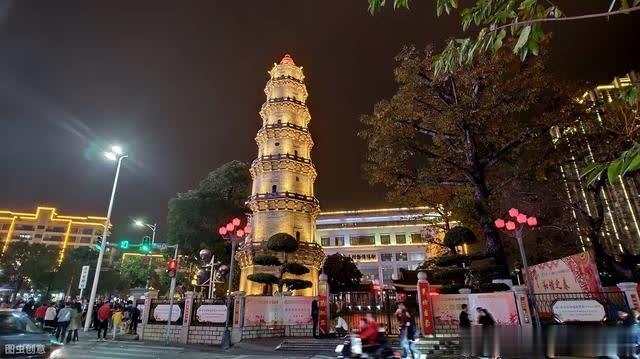 潮汕三市所辖15个县、区、县级市面积排行