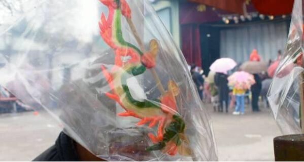 潮汕传统手艺“捏糖猴”