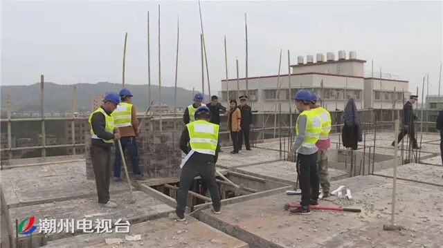 顶风抢建！严查严办！潮州凤山村两楼房违建部分被强拆