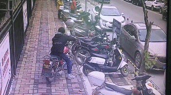 疯狂作案！汕头某男子连偷9辆摩托车，原来是为了筹集毒资
