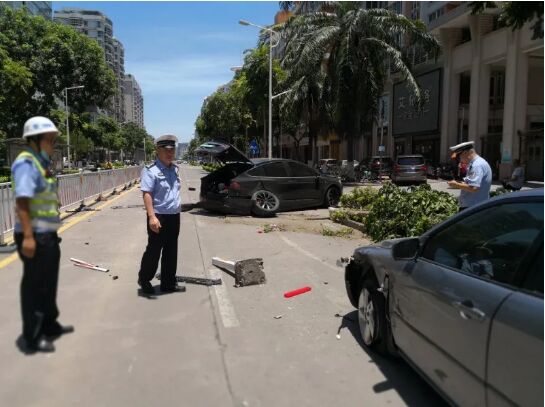 今天中午，潮汕某地发生一起交通事故！警情通报来了