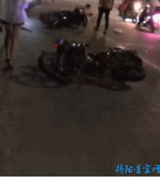 揭阳学院附近发生交通事故，两人不同程度受伤