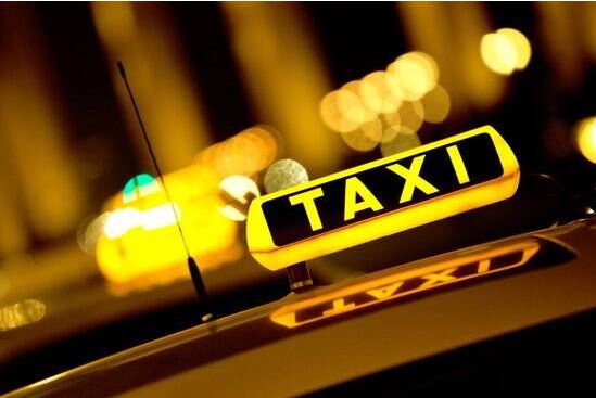 严厉打击违法违规行为，规范出租车市场--市交通运输局迅速行动整治出租车乱象
